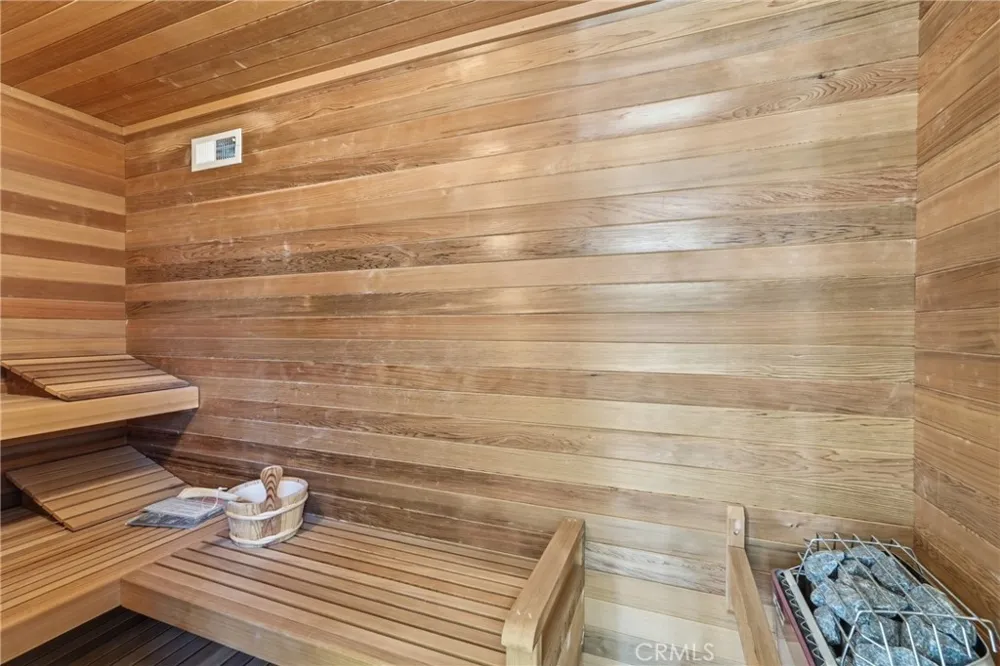18 E Crest Road Rolling Hills, CA 90274
