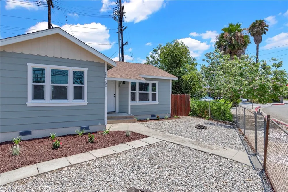 11433 Stewart Street El Monte, CA 91731