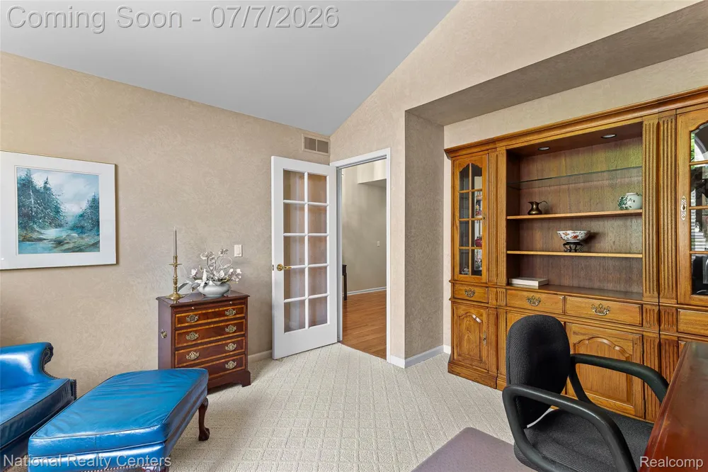 180 Winslow Circle Commerce Charter Township, MI 48390