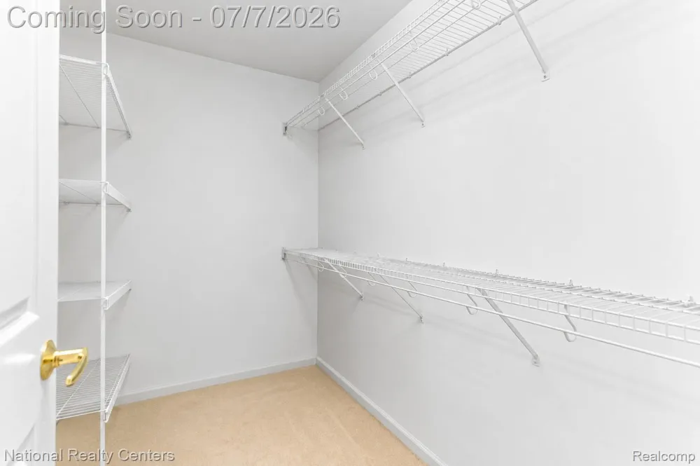 180 Winslow Circle Commerce Charter Township, MI 48390