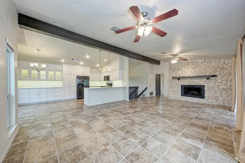 320 Lucy Lane Horseshoe Bay, TX 78657