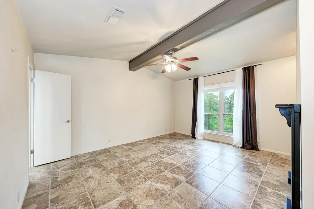 320 Lucy Lane Horseshoe Bay, TX 78657