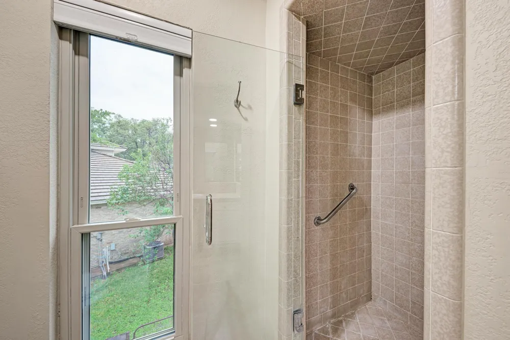 320 Lucy Lane Horseshoe Bay, TX 78657