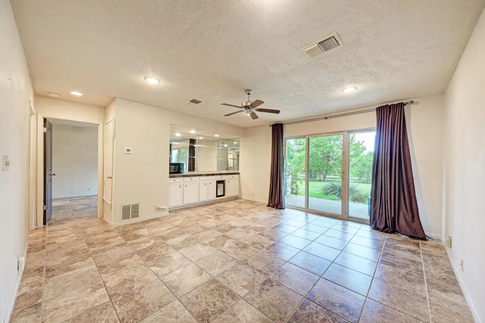 320 Lucy Lane Horseshoe Bay, TX 78657