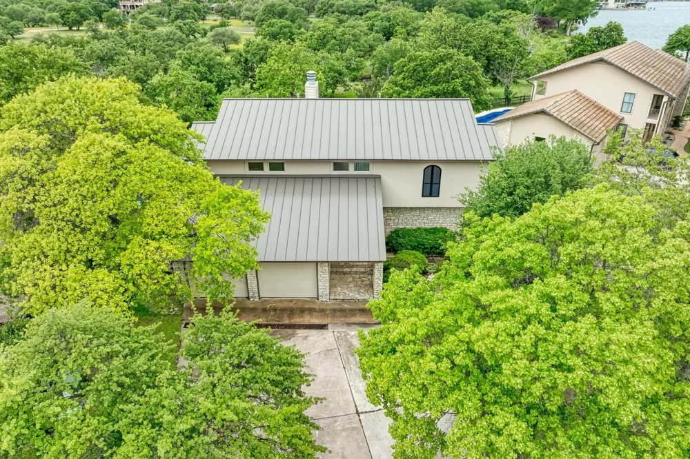 320 Lucy Lane Horseshoe Bay, TX 78657
