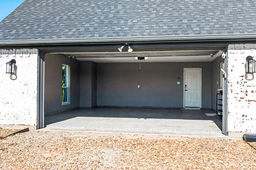1019 Vaughan Lane Tioga, TX 76271