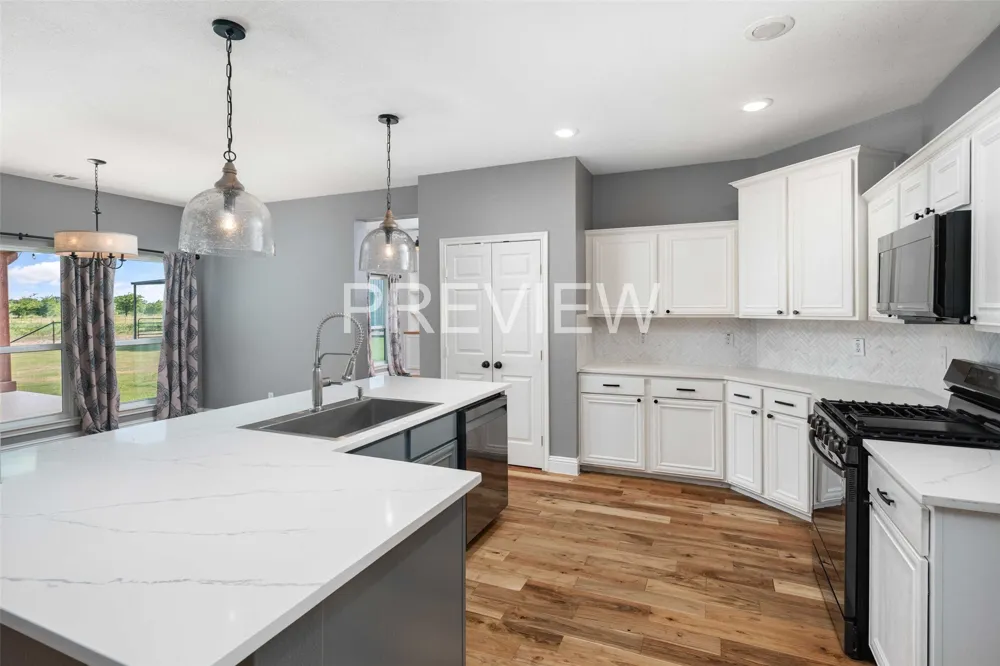 1019 Vaughan Lane Tioga, TX 76271