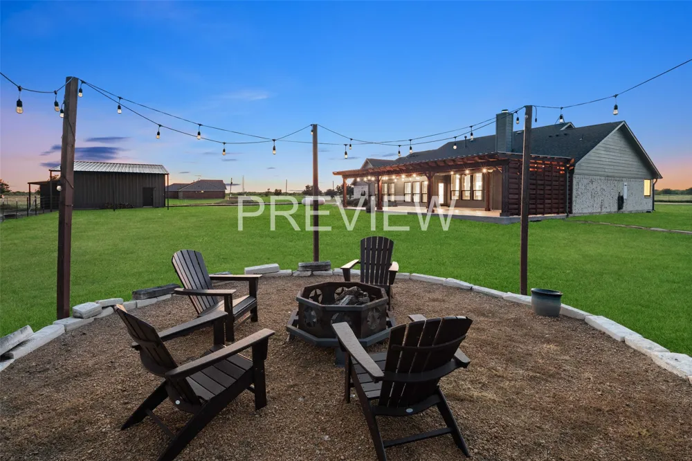 1019 Vaughan Lane Tioga, TX 76271