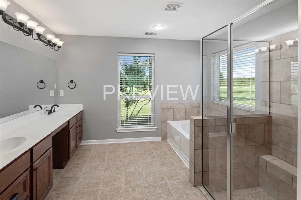 1019 Vaughan Lane Tioga, TX 76271