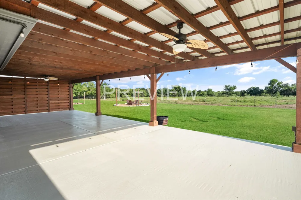 1019 Vaughan Lane Tioga, TX 76271