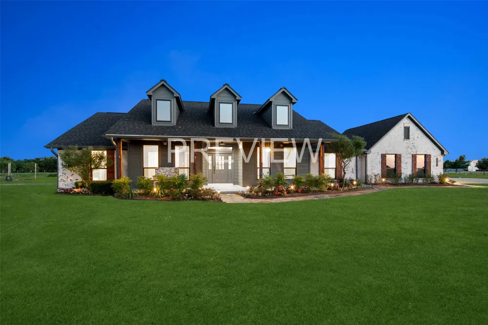 1019 Vaughan Lane Tioga, TX 76271