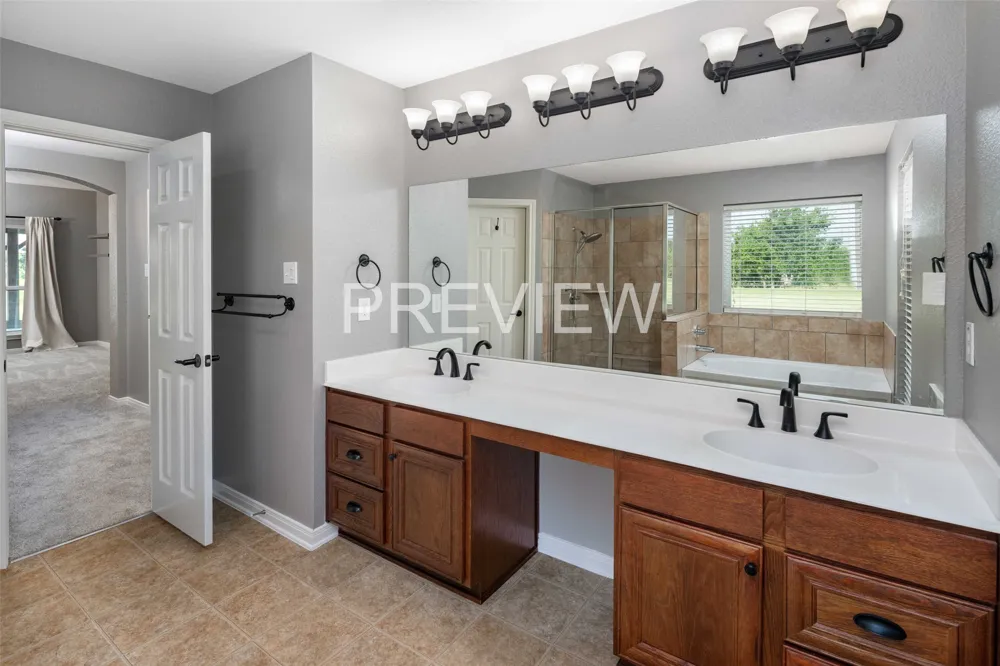 1019 Vaughan Lane Tioga, TX 76271