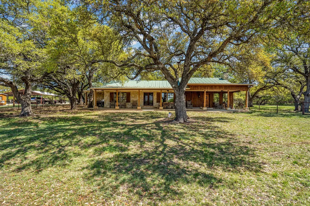 660 FM 203 Walnut Springs, TX 76690