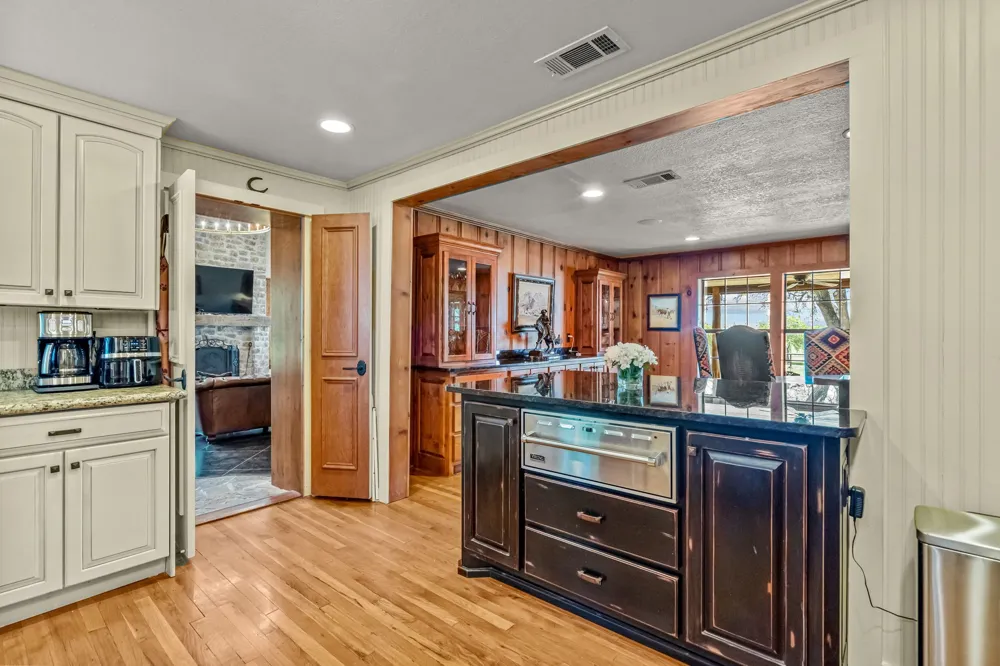 660 FM 203 Walnut Springs, TX 76690