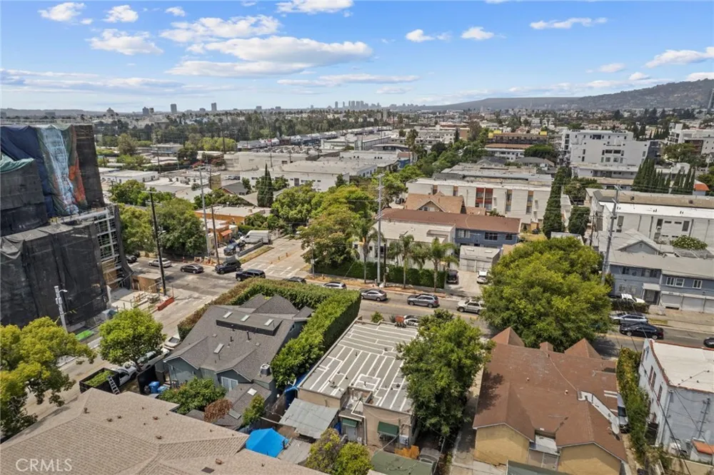1154 Wilton Los Angeles, CA 90038