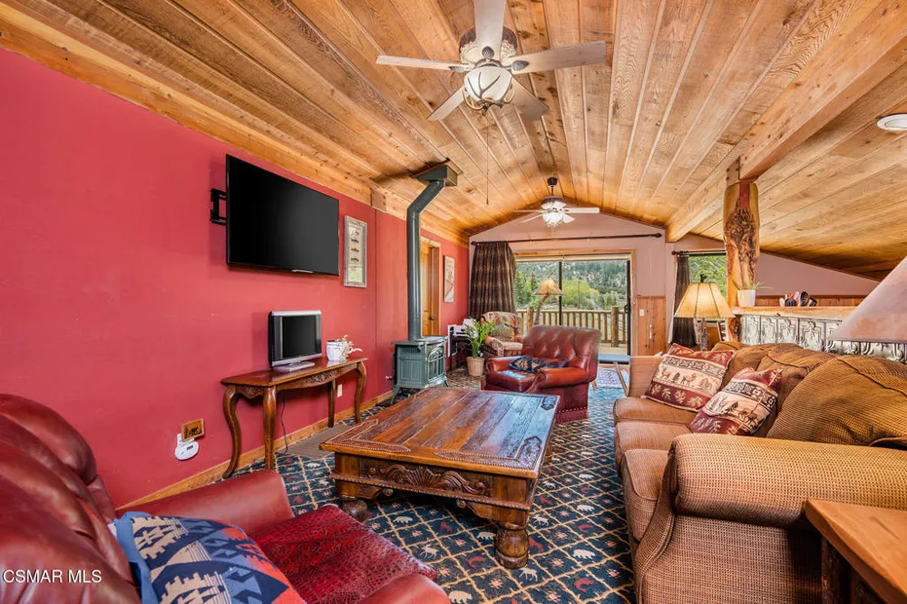 716 Aspen Spring Ranch Road Mammoth Lakes, CA 93546