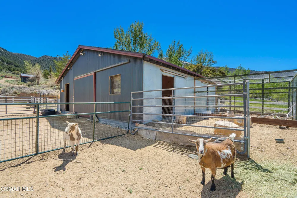 716 Aspen Spring Ranch Road Mammoth Lakes, CA 93546