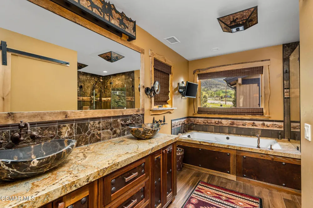 716 Aspen Spring Ranch Road Mammoth Lakes, CA 93546