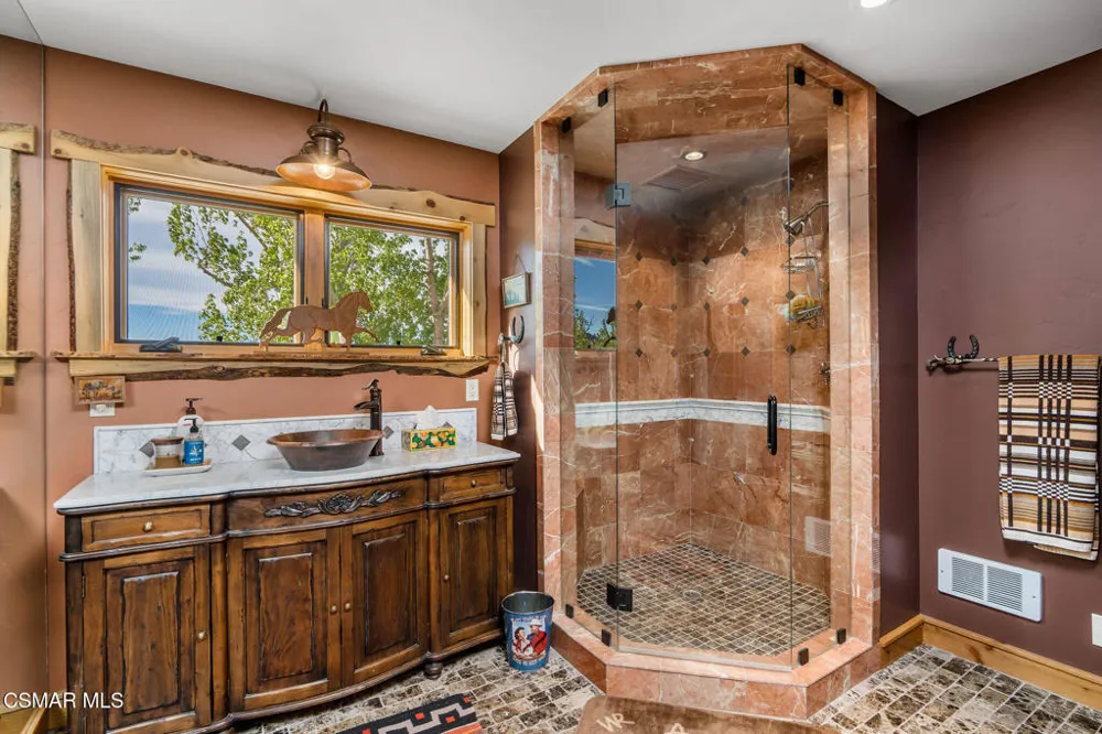 716 Aspen Spring Ranch Road Mammoth Lakes, CA 93546