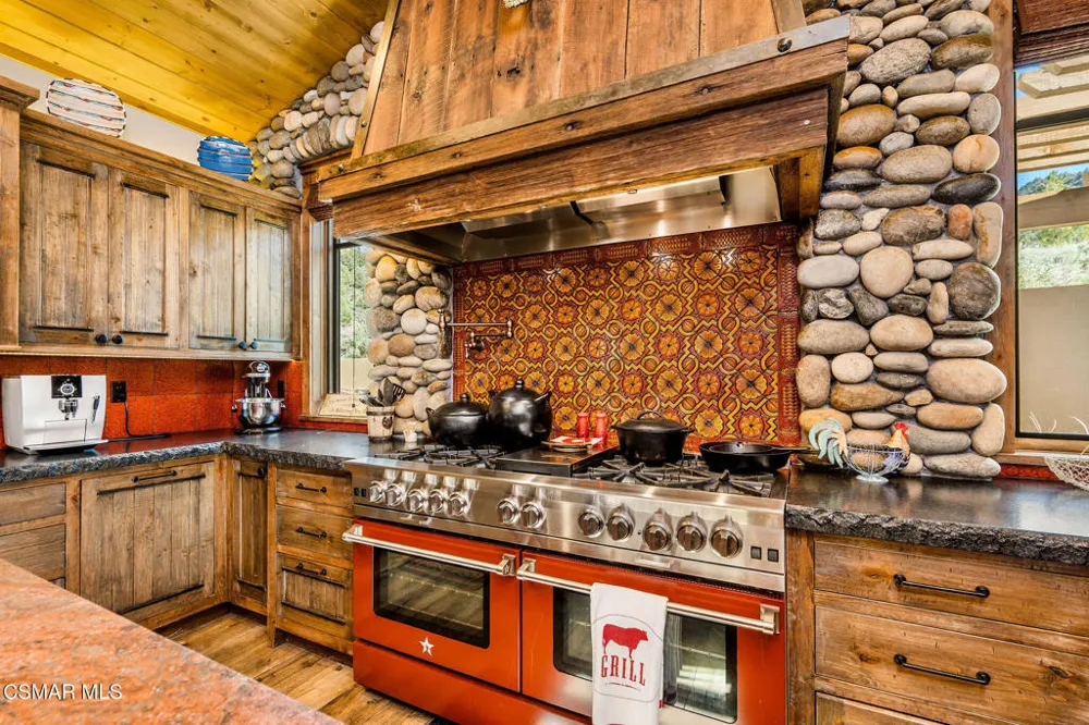 716 Aspen Spring Ranch Road Mammoth Lakes, CA 93546