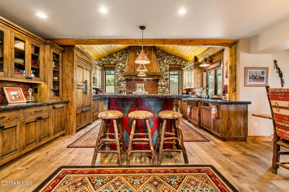 716 Aspen Spring Ranch Road Mammoth Lakes, CA 93546
