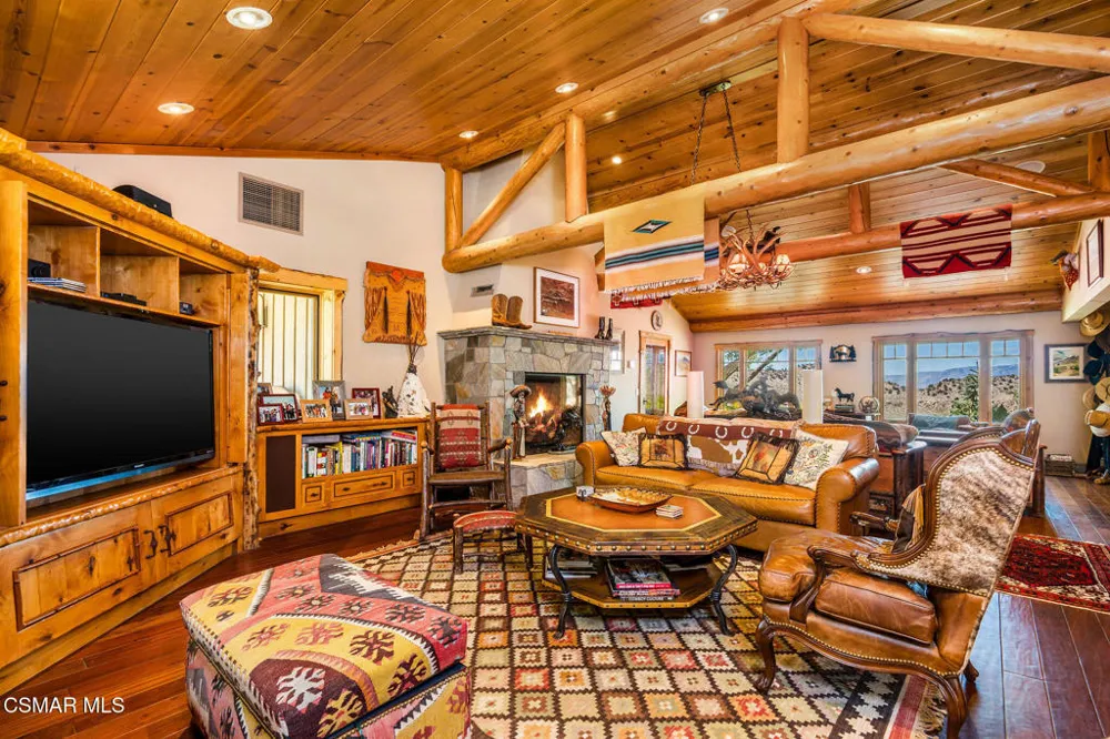716 Aspen Spring Ranch Road Mammoth Lakes, CA 93546