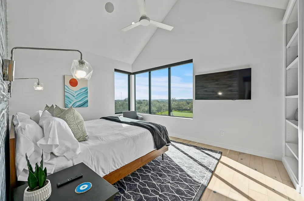 475 Happy Trail Dripping Springs, TX 78620