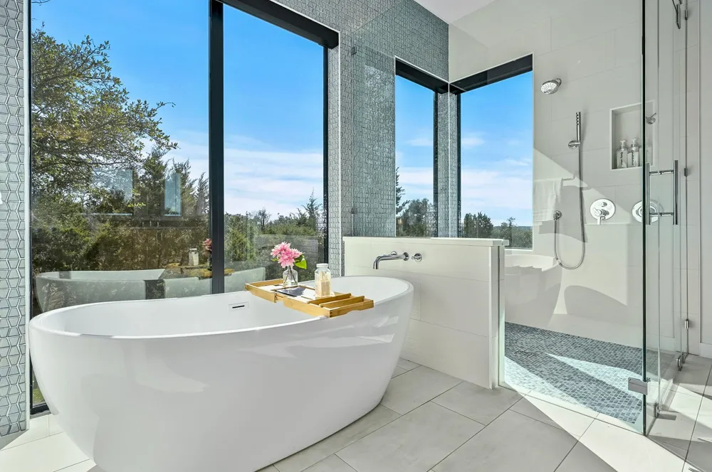 475 Happy Trail Dripping Springs, TX 78620