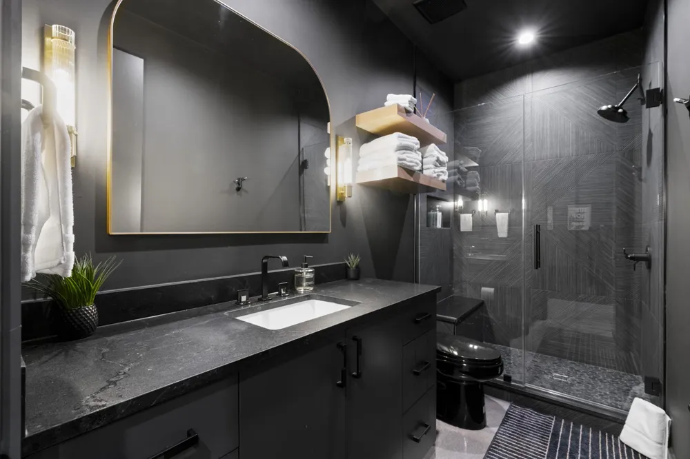 475 Happy Trail Dripping Springs, TX 78620