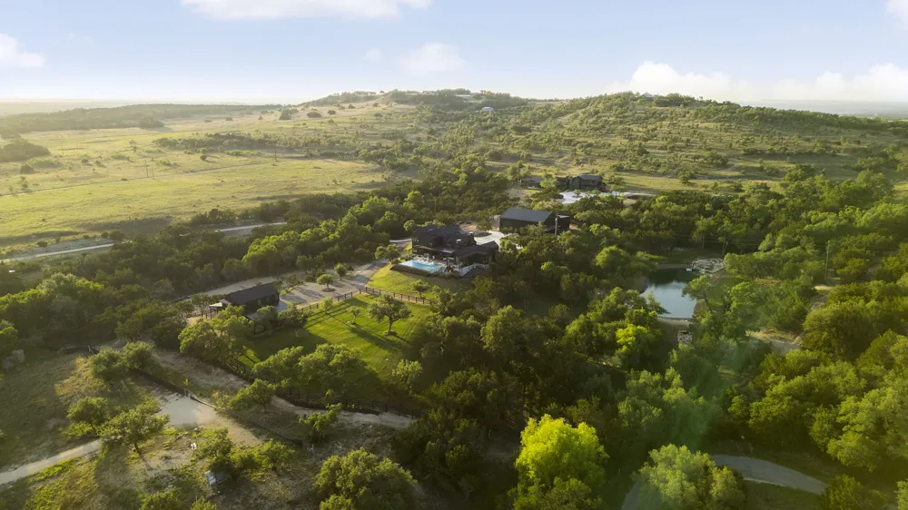475 Happy Trail Dripping Springs, TX 78620
