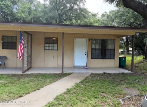 111 Island View Avenue