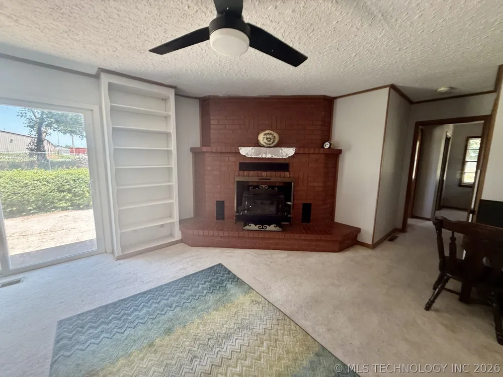 802 W Downing Street Tahlequah, OK 74464