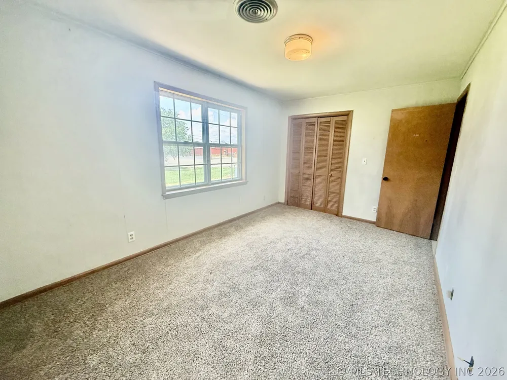 802 W Downing Street Tahlequah, OK 74464