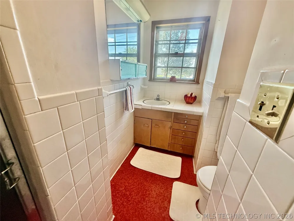 802 W Downing Street Tahlequah, OK 74464