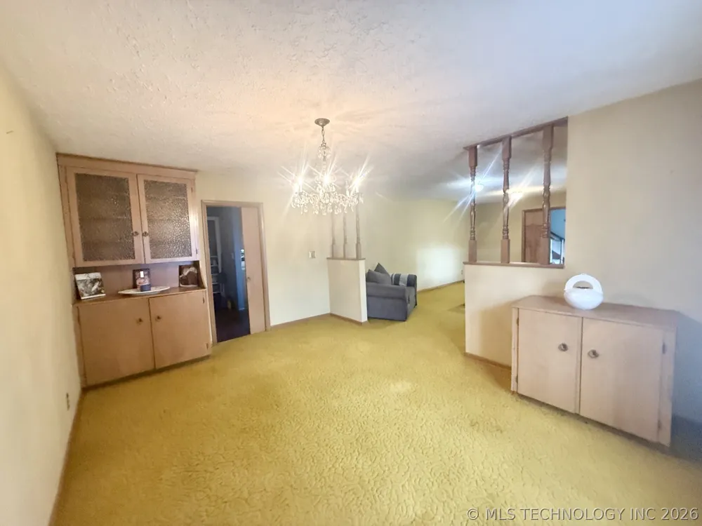 802 W Downing Street Tahlequah, OK 74464