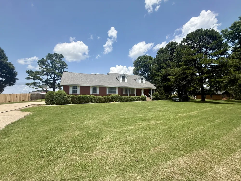 802 W Downing Street Tahlequah, OK 74464