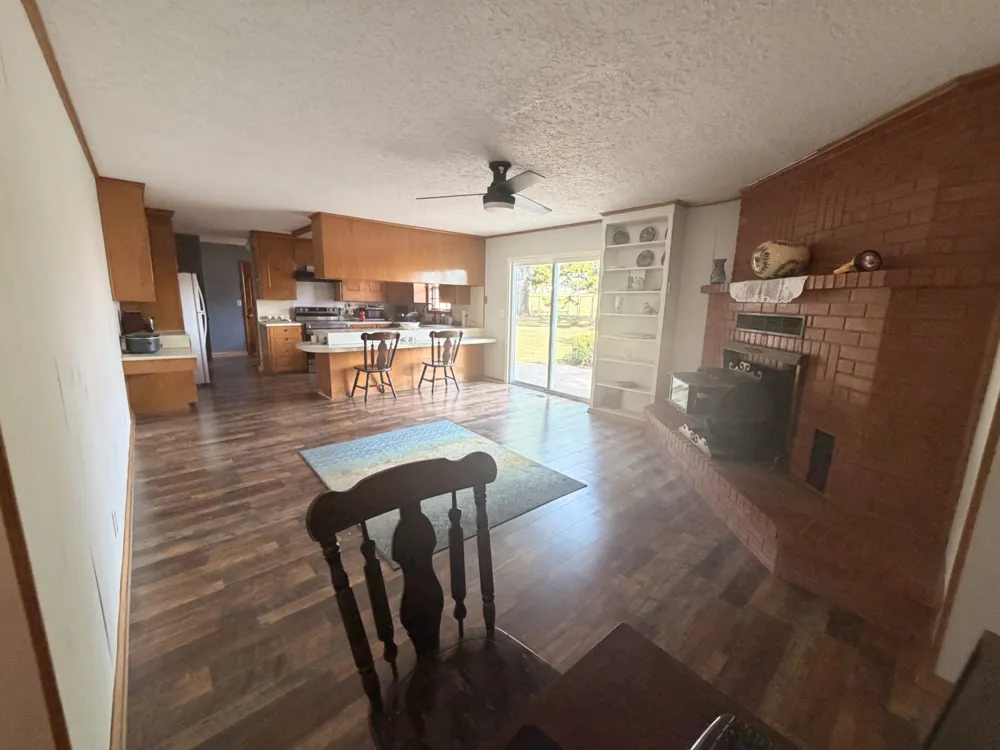 802 W Downing Street Tahlequah, OK 74464