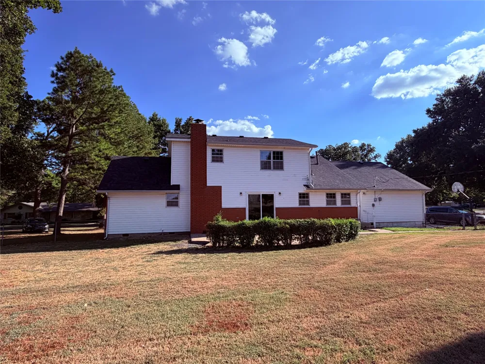 802 W Downing Street Tahlequah, OK 74464