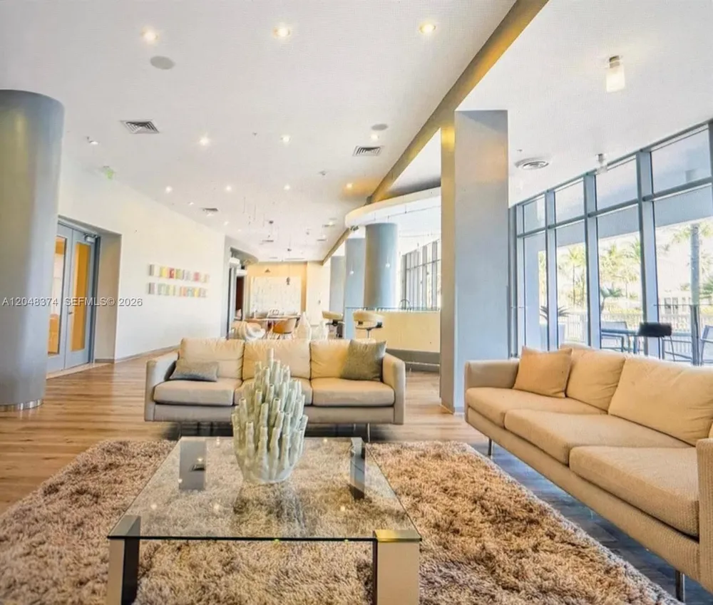 10275 Collins Ave #333 Bal Harbour, FL 33154