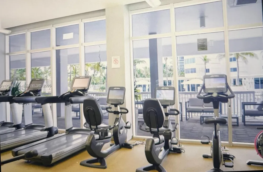 10275 Collins Ave #333 Bal Harbour, FL 33154