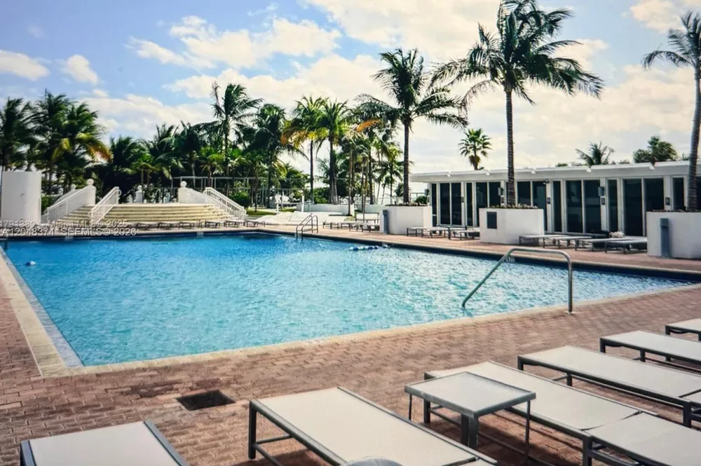 10275 Collins Ave #333 Bal Harbour, FL 33154