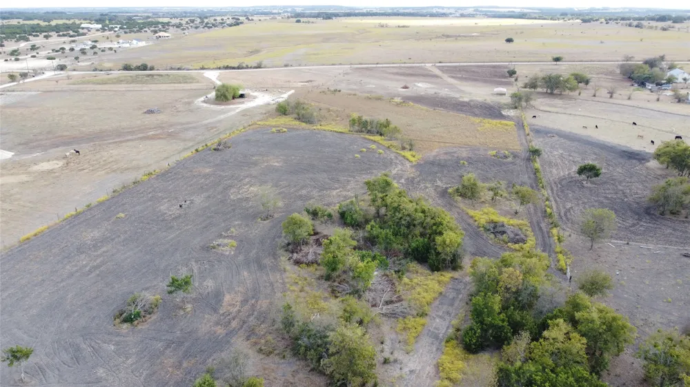 1360 County Road 217 Florence, TX 76527