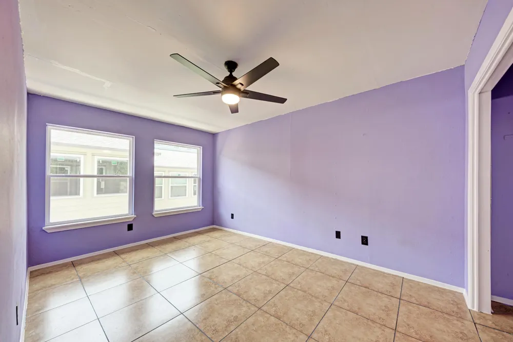 2124 Burton Drive #136 Austin, TX 78741