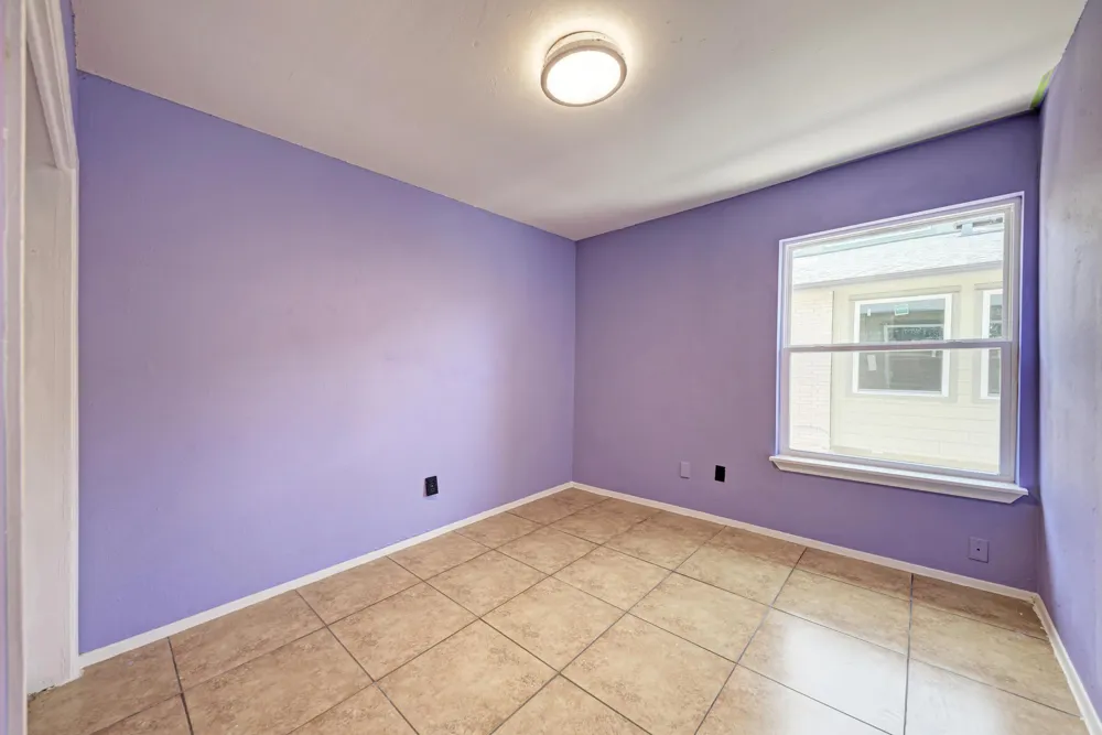 2124 Burton Drive #136 Austin, TX 78741