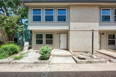 2124 Burton Drive #136