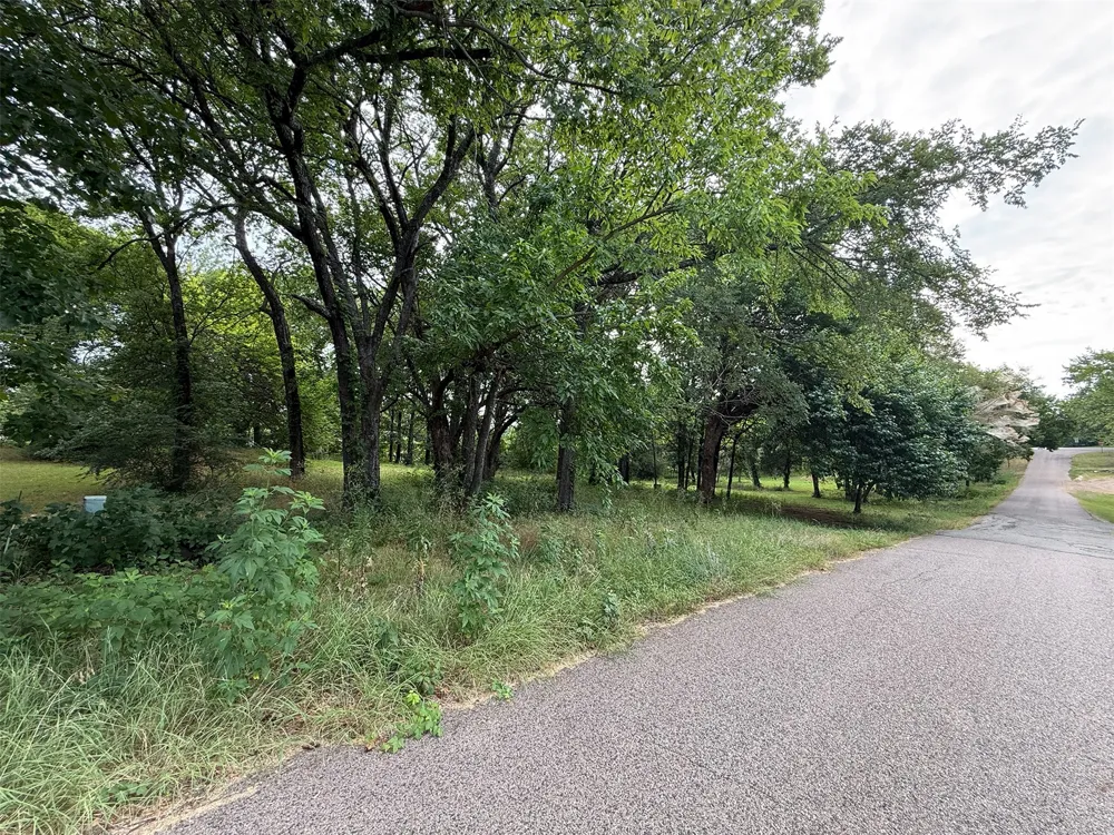 Rolling Wood Hills Drive Durant, OK 74701