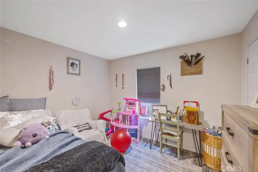 6931 Sierra Agua Dulce, CA 91390