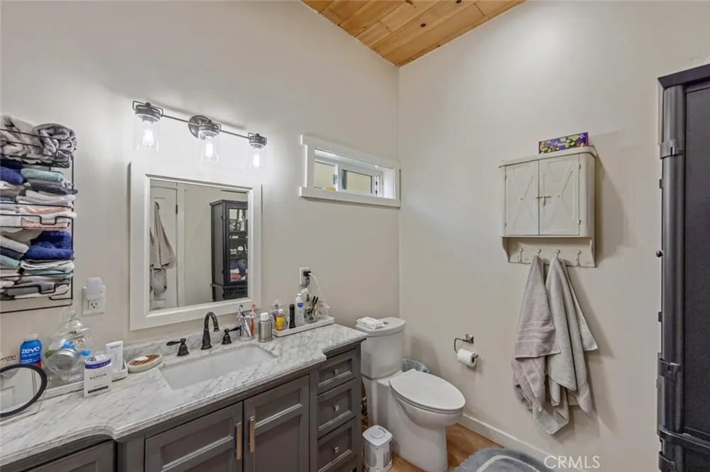 6931 Sierra Agua Dulce, CA 91390