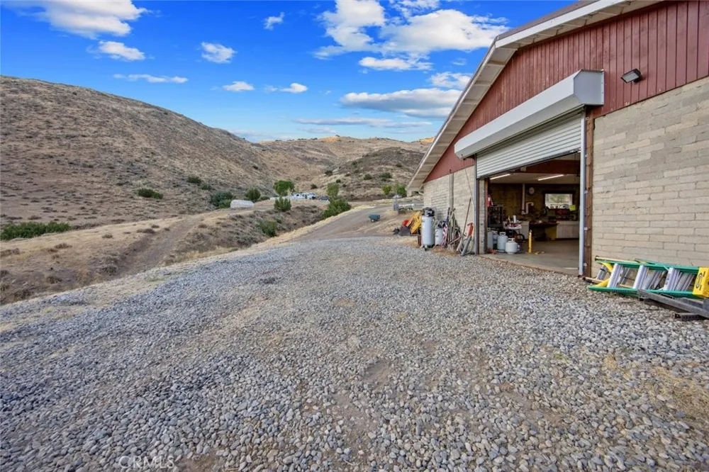 6931 Sierra Agua Dulce, CA 91390