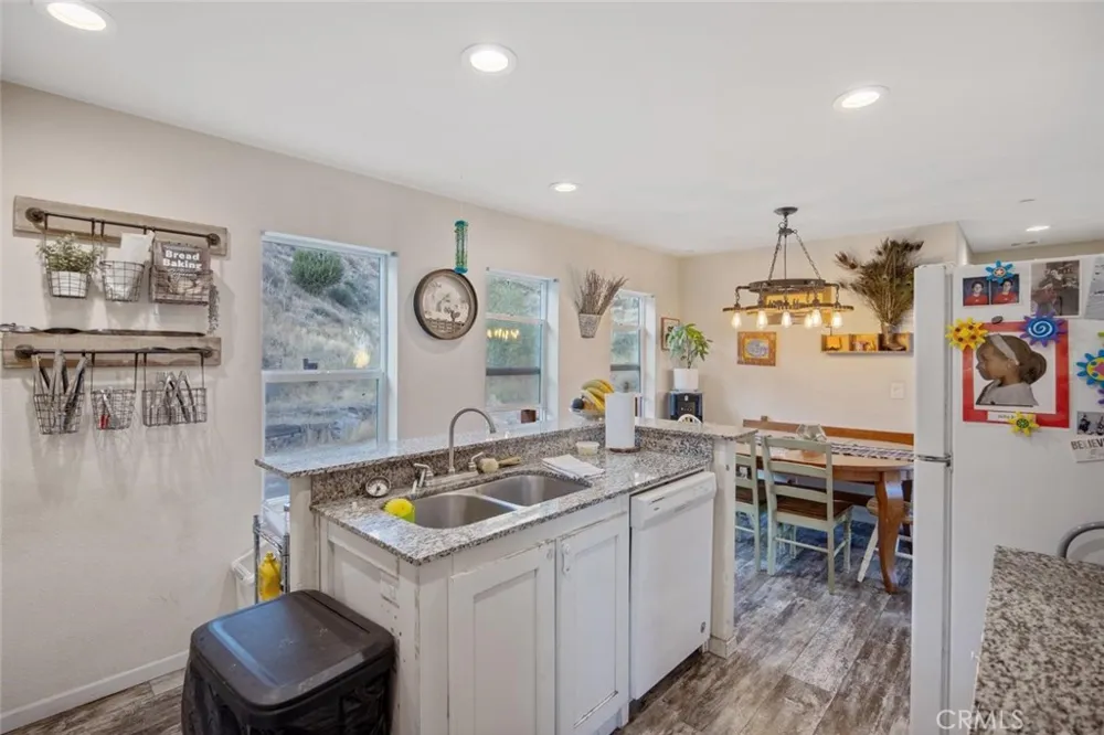 6931 Sierra Agua Dulce, CA 91390